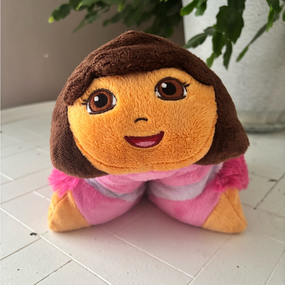EUC Dora the Explorer Pee Wee Pillow Pet with Pink and Orange